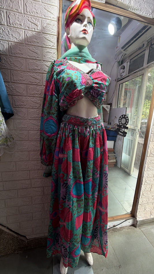 One side sleeve and one side Dori crop top and palazzo with net dupatta