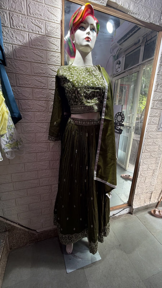 Lehenga with crop top or dupatta mehendi color