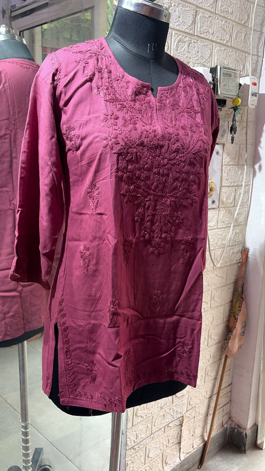 Women's Floral Embroidered Casual Kurti