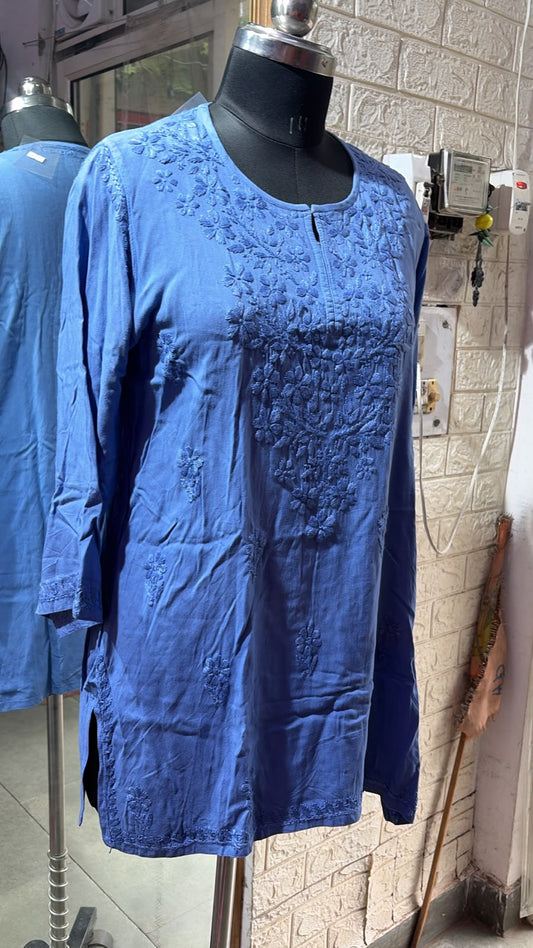 Women's Floral Embroidered Casual Kurti